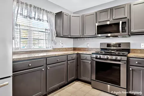 806 Madison Ave, Mchenry, IL 60050 photo 9