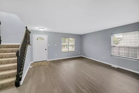 5502 Meadowbrook St, Plainfield, IL 60586 photo 3