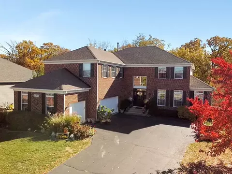 26305 W Ravine Woods Dr, Channahon, IL 60410