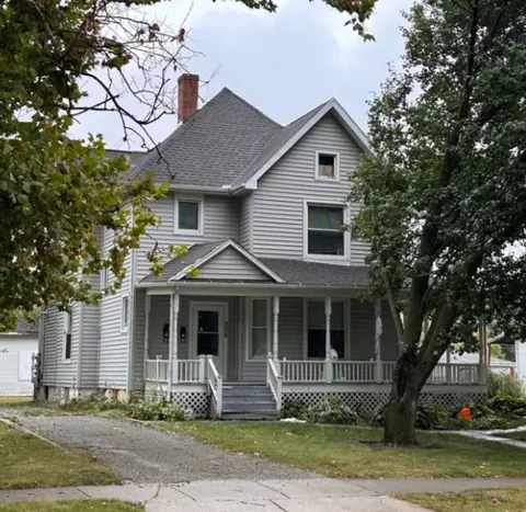 308 6th Ave, Sterling, IL 61081