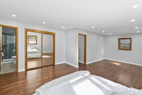 Bedroom - 28465 S Western Ave, Beecher, IL 60401 photo 2 of 3