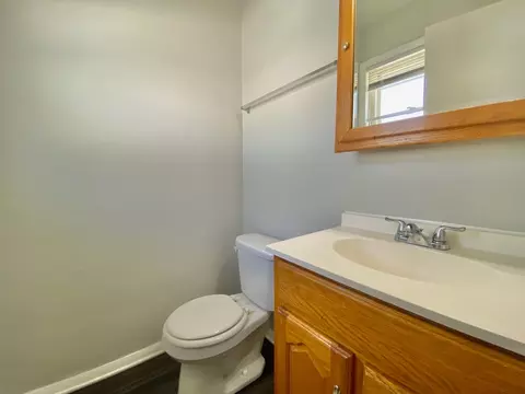 Bath - 3454 E 170th St, Lansing, IL 60438 photo 2 of 2