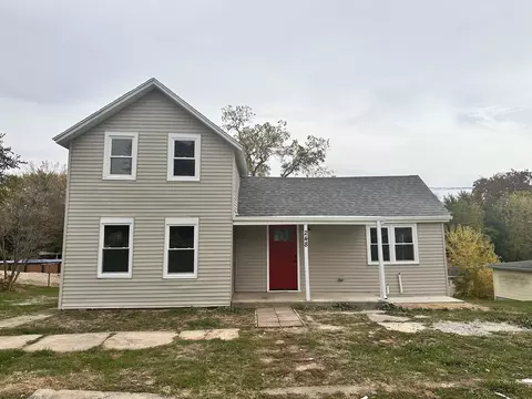 248 N State St, Franklin Grove, IL 61031