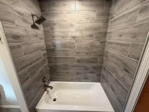 Bath - 1011 Monroe Dr, Bloomington, IL 61701 photo 2 of 3