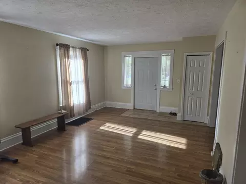807 Apple St, Normal, IL 61761 photo 5