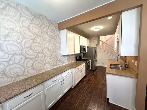 Kitchen - 2298 Reflections Dr, Aurora, IL 60502 photo 3 of 5