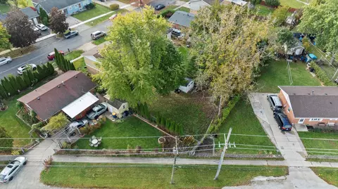 View/Area - 520 Aller Ave, Elgin, IL 60120 photo 4 of 5