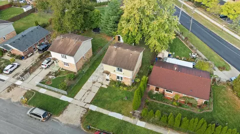 View/Area - 520 Aller Ave, Elgin, IL 60120 photo 3 of 5