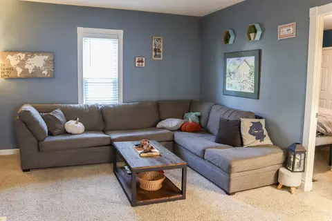Living - 102 S Jackson St, Morrison, IL 61270 photo 1 of 1