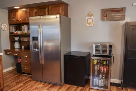 Kitchen - 102 S Jackson St, Morrison, IL 61270 photo 4 of 4