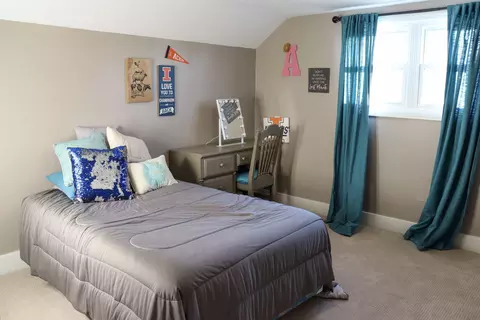 Bedroom - 102 S Jackson St, Morrison, IL 61270 photo 3 of 5