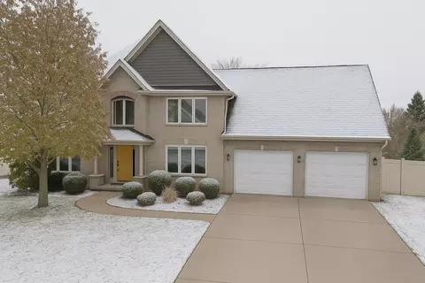 1375 Lakeside Ln, Morris, IL 60450