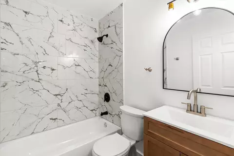 Bath - 16510 Marshfield Ave, Markham, IL 60426 photo 1 of 1