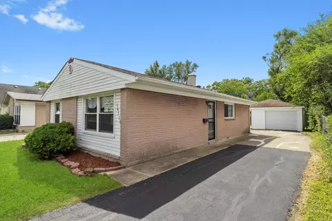 Exterior - 16510 Marshfield Ave, Markham, IL 60426 photo 5 of 6