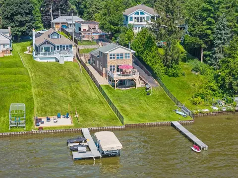 Undisclosed, Antioch, IL 60002