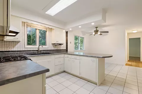 Kitchen - 23351 W 135th St, Plainfield, IL 60544 photo 4 of 4