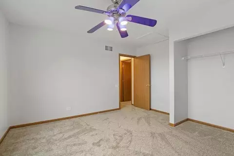 Bedroom - 962 Annandale Dr, Elgin, IL 60123 photo 2 of 3