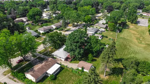View/Area - 26 Wagner Dr, Cary, IL 60013 photo 3 of 4