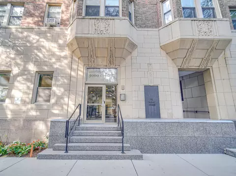 5000 S Cornell Ave #6C, Chicago, IL 60615