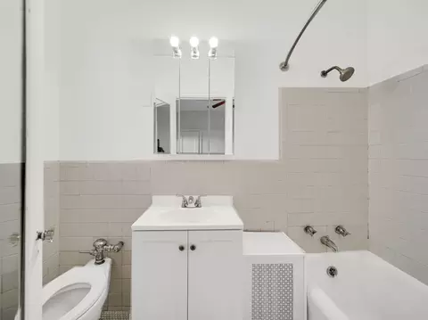 5000 S Cornell Ave #6C, Chicago, IL 60615 photo 11