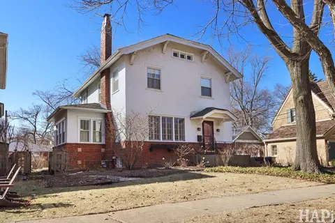 2356 Ashland Ave, Evanston, IL 60201