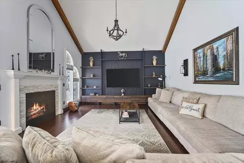 Living - 8 Stetson Dr, Bloomington, IL 61701 photo 1 of 1