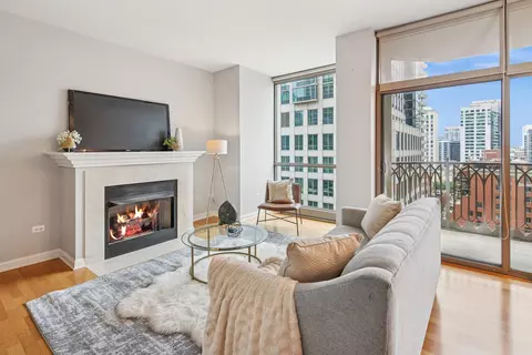 Living - 21 E Huron St #1101, Chicago, IL 60611 photo 1 of 5