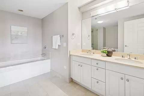 Bath - 21 E Huron St #1101, Chicago, IL 60611 photo 1 of 4