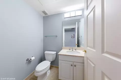 Bath - 21 E Huron St #1101, Chicago, IL 60611 photo 4 of 4
