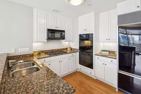 Kitchen - 21 E Huron St #1101, Chicago, IL 60611 photo 2 of 3