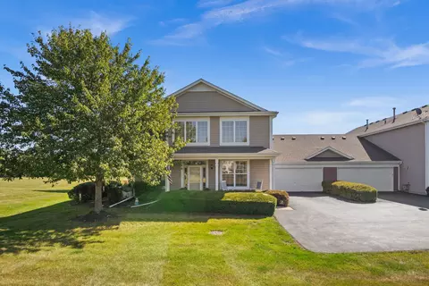 187 Brompton Ln #B, Sugar Grove, IL 60554