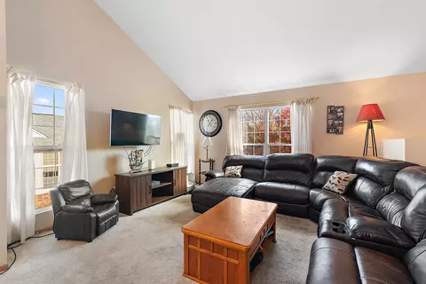Living - 1352 Fox Hound Trl, Beecher, IL 60401 photo 2 of 3