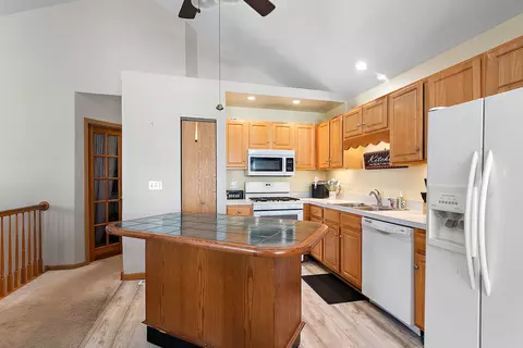 Kitchen - 1352 Fox Hound Trl, Beecher, IL 60401 photo 2 of 2