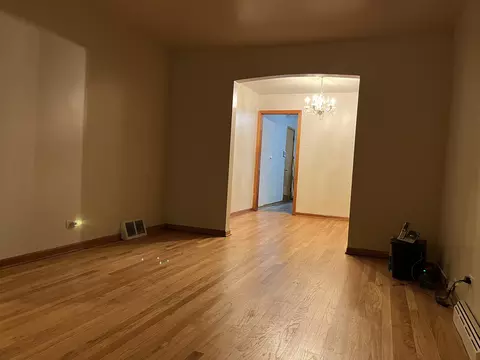 Living - 1122 E 81st Pl, Chicago, IL 60619 photo 2 of 3