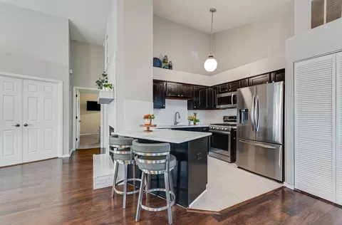 Kitchen - 1008 Pheasant Run Ln, Aurora, IL 60504 photo 1 of 2