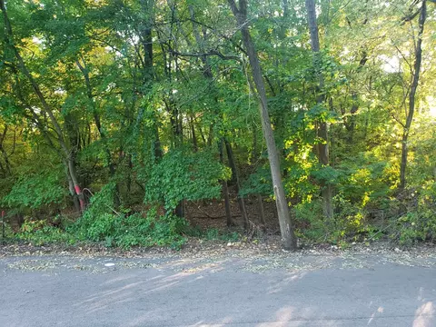 7321 Ash Ave, Gary, IN 46403 photo 3