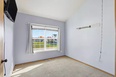 Bedroom - 1452 Fox Hound Trl, Beecher, IL 60401 photo 2 of 3