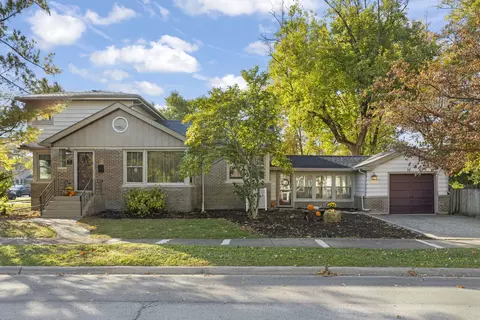 1913 Birch Rd, Homewood, IL 60430