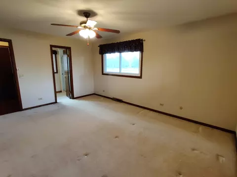 8 N601 Stevens Rd, Elgin, IL 60124 photo 15