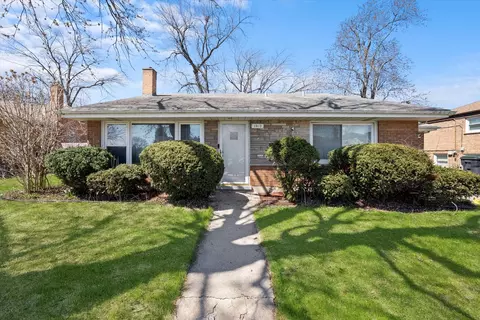 1012 E 159th Pl, South Holland, IL 60473