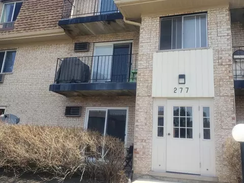 277 Shorewood Dr #2A, Glendale Heights, IL 60139
