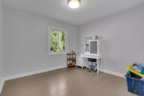 Bedroom - 437 Eagle View Dr, Carol Stream, IL 60188 photo 1 of 7