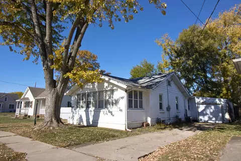 922 W Lafayette St, Ottawa, IL 61350