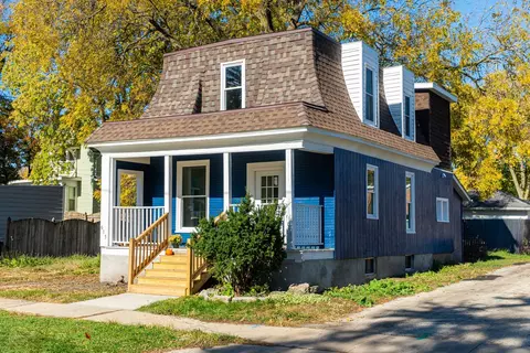 615 Prospect St, Dekalb, IL 60115