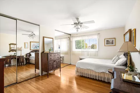 Bedroom - 8896 David Pl #2E, Des Plaines, IL 60016 photo 1 of 3