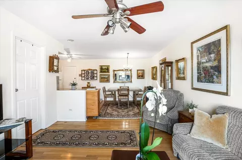 Living - 8896 David Pl #2E, Des Plaines, IL 60016 photo 1 of 2