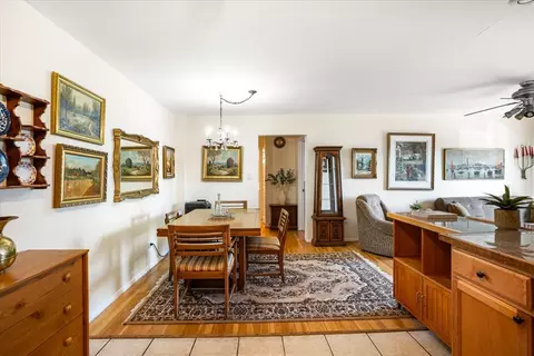Dining - 8896 David Pl #2E, Des Plaines, IL 60016 photo 2 of 2
