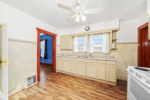 Kitchen - 761 N 8th Ave, Kankakee, IL 60901 photo 2 of 2