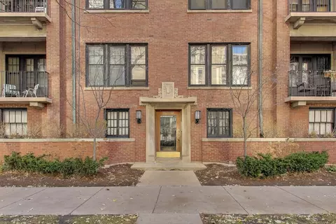 1633 E Hyde Park Blvd #2D, Chicago, IL 60615