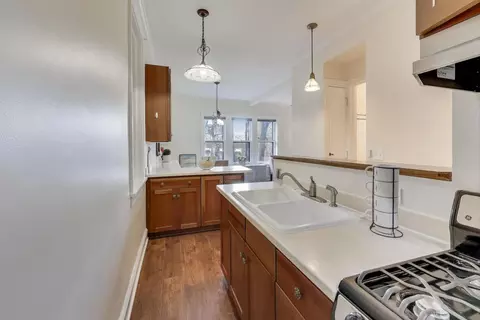Kitchen - 1633 E Hyde Park Blvd #2D, Chicago, IL 60615 photo 3 of 3